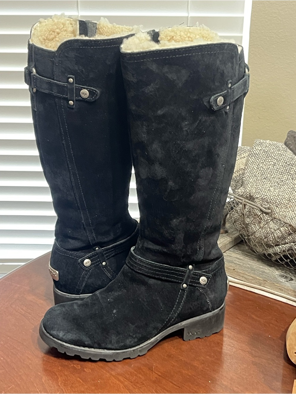 Ugg Jillian shearling riding boot